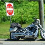 Broken drive belt on Vridetv's camera equipped Harley-Davidson V-Rod.
This has made me realize how much I need a satellite phone considering the amount of riding I do, alone, and in remote areas that are without any cell phone reception. Today I was very lucky...